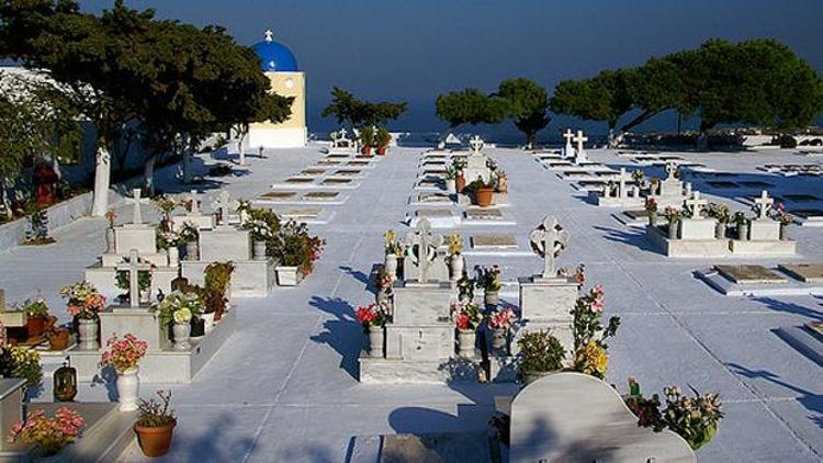 Yunanistanda canlı mı gömüldü şüphesi