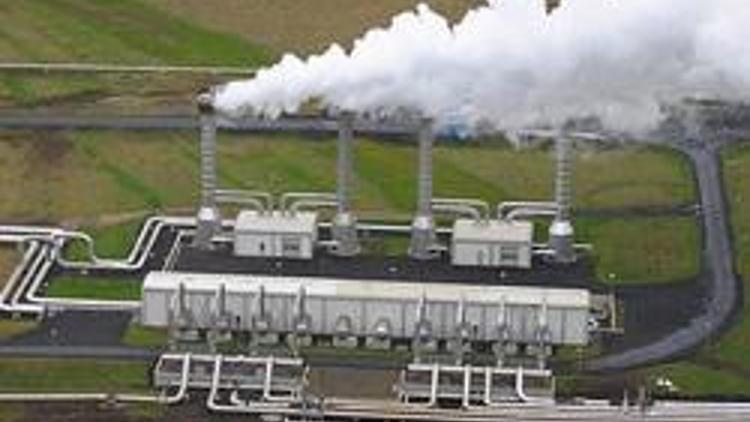 Türkiyenin en büyük jeotermal santrali devreye giriyor