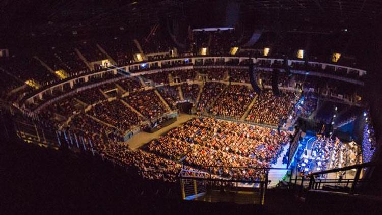 Plácido Domingo’dan Arena’da müzik ziyafeti