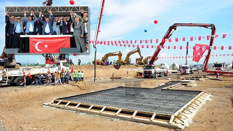 ‘Uçaklı’ fuarın temeli atıldı