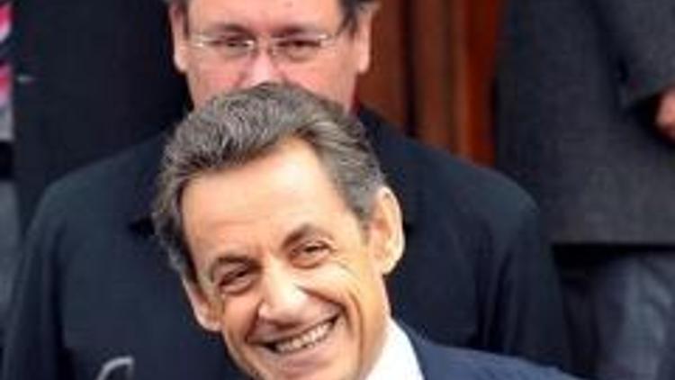 Sarkozyye soğuk karşılama