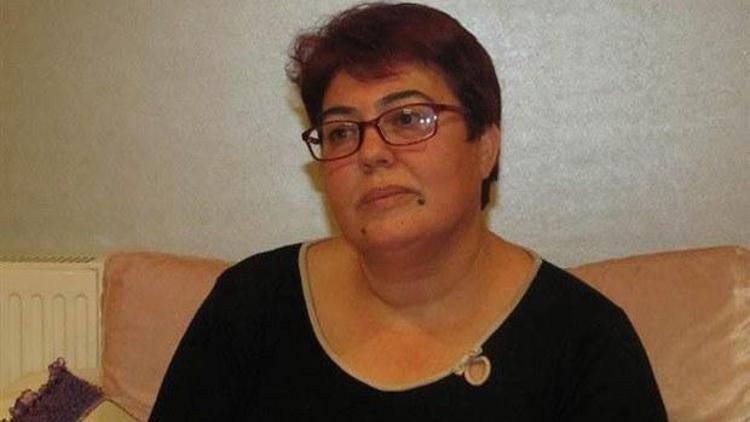 Erdoğana balkondan ayakkabı gösteren kadın gözaltına alındı