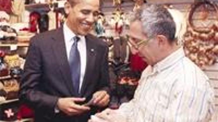 Obama’nın alışveriş ettiği Türk’ün dükkanında kuyruk