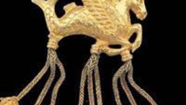 Police believe Croesus winged sea-horse treasure still in Istanbul