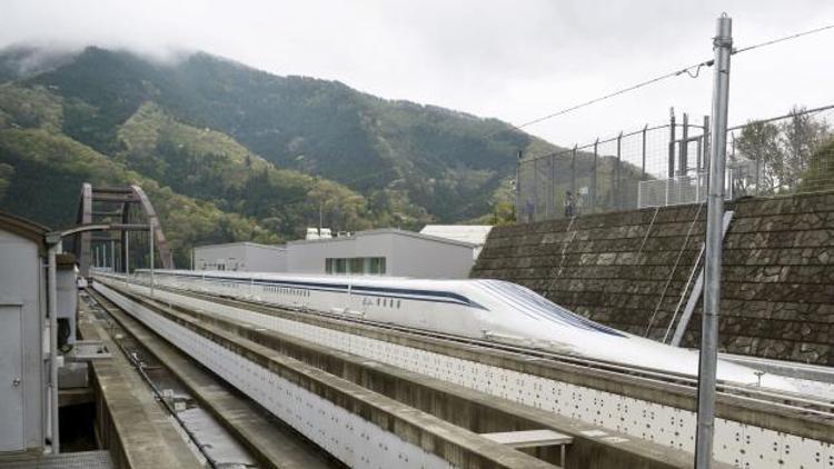 Japonya’da saatte 603 kilometrelik hızlı tren rekoru