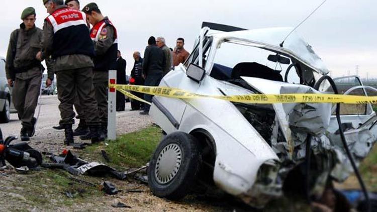 Adanada feci kaza: 6 kişi öldü