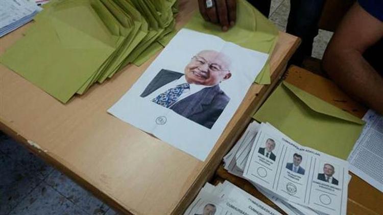 Oy zarfından Erbakan çıktı