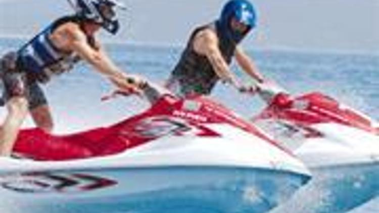 Jet-ski heyecanı doruğa tırmandı