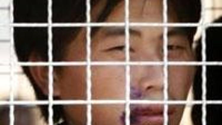 Tayland etnik Hmongları sınır dışı etti