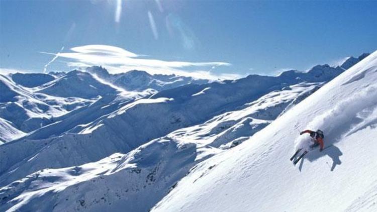 Karslı kayakçılar yarışlara iddialı hazırlanıyor