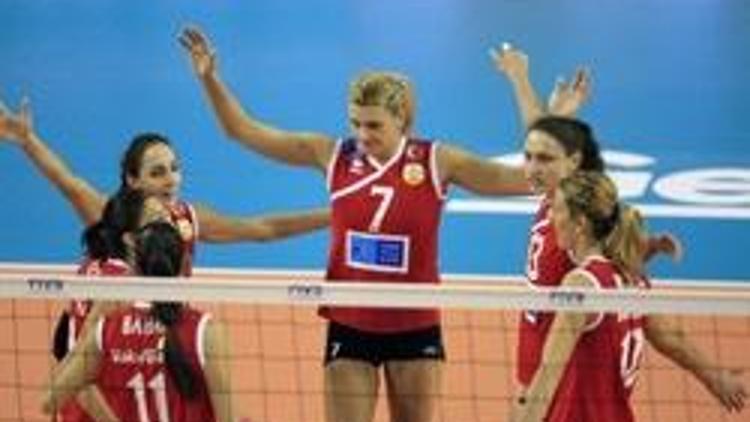 Vakıfbank yarı finalde