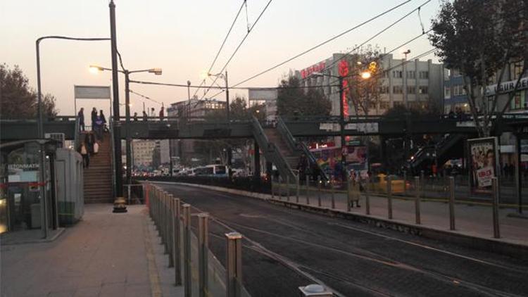 Aksaray-Yusufpaşa tramvay istasyonu yaya üstgeçidi kaldırılıyor