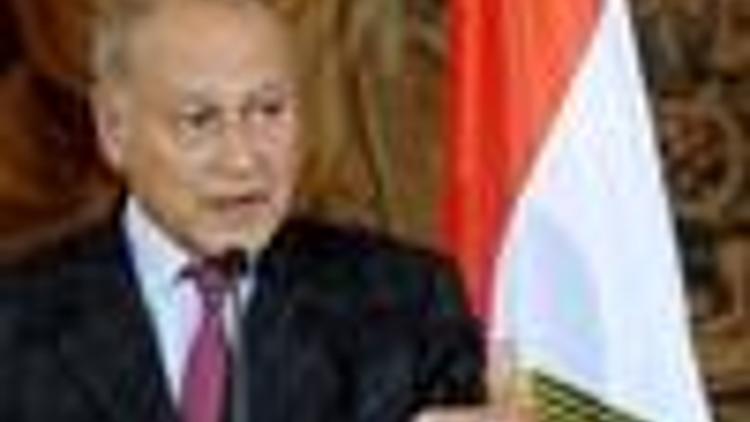 Egypt rules out foreign force on its land, Turkish president calls Bush