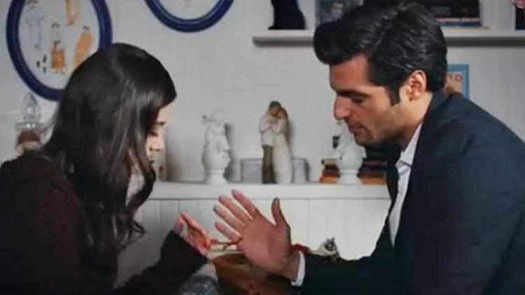 Kiraz Mevsimi 28. bölümde Öykü ve Ayaz sözleniyorlar