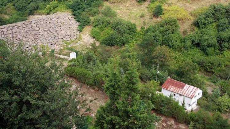 Bu evin yeri Karadeniz fıkralarını aratmıyor