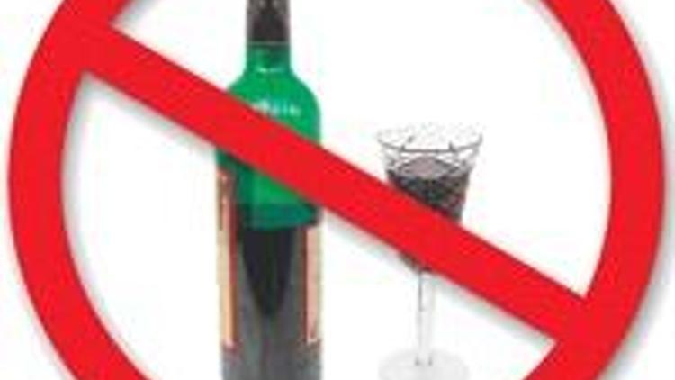 Türkiye alkollü içkide çemberi sıkıyor, Avrupa’ya ’çocuklara dikkat’ yetiyor