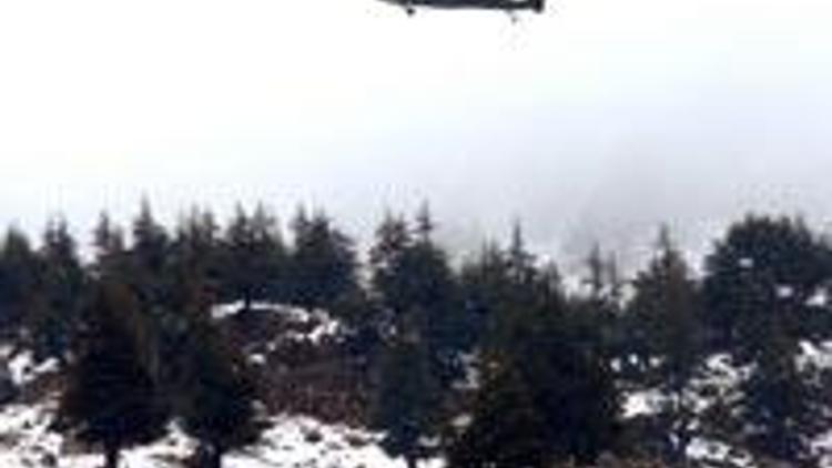 Çalışmalara katılan helikopter düştü