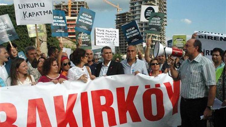 Ataköy Sahilinde bin kişilik TOKİ protestosu