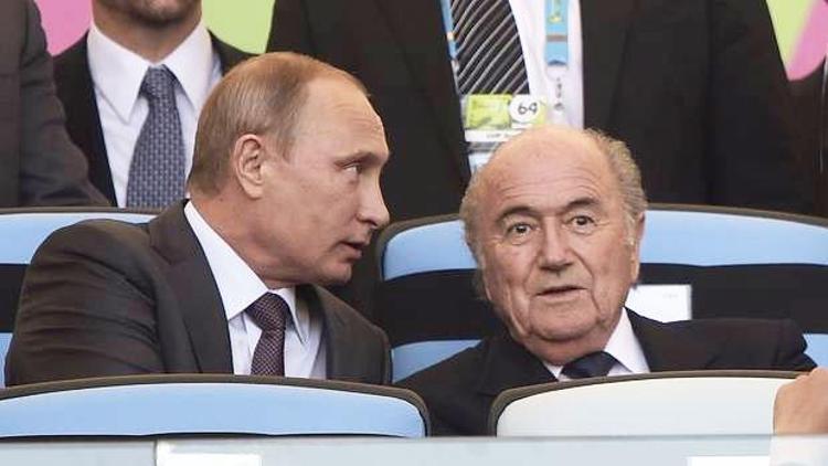 Vladimir Putin: Sepp Blattere Nobel Ödülü verilmeli
