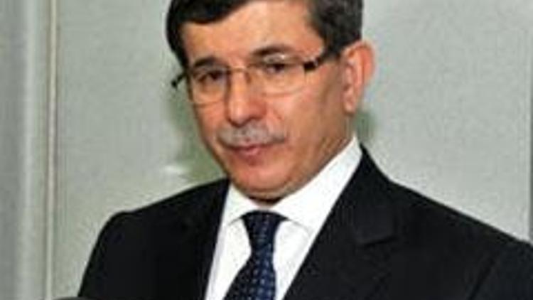 Elçilikten Davutoğlu özrü