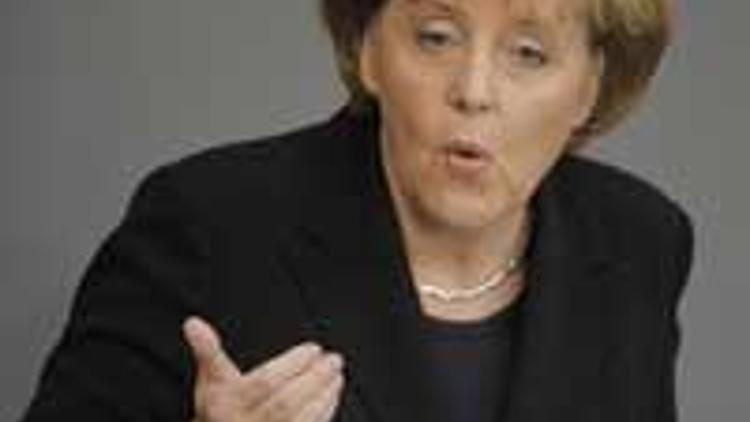 Merkeli rahatlatan seçim