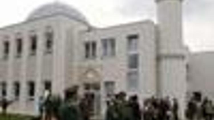 Protest mars opening of first mosque in east Germany