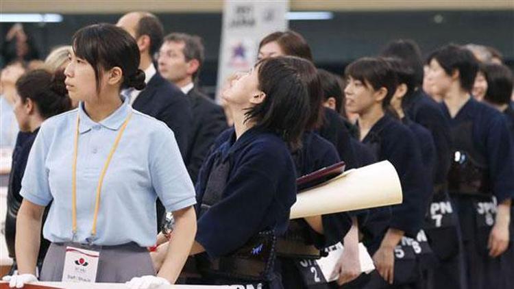 Japonya 8.5 büyüklüğünde depremle sarsıldı