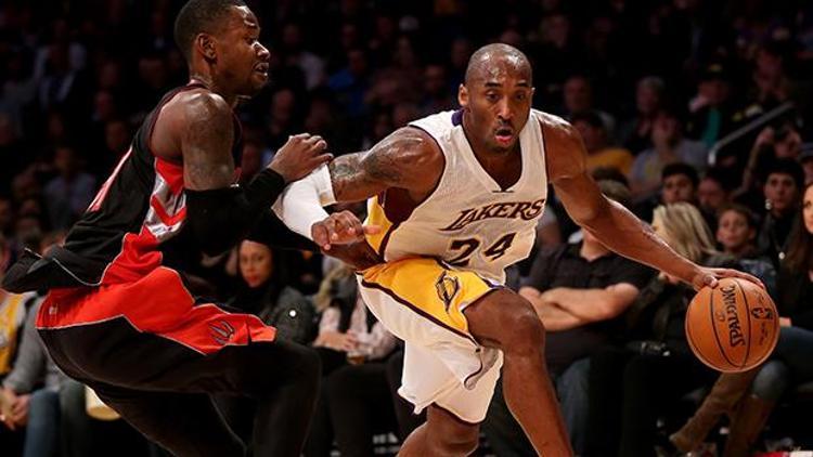 Lakersı Kobe kurtardı