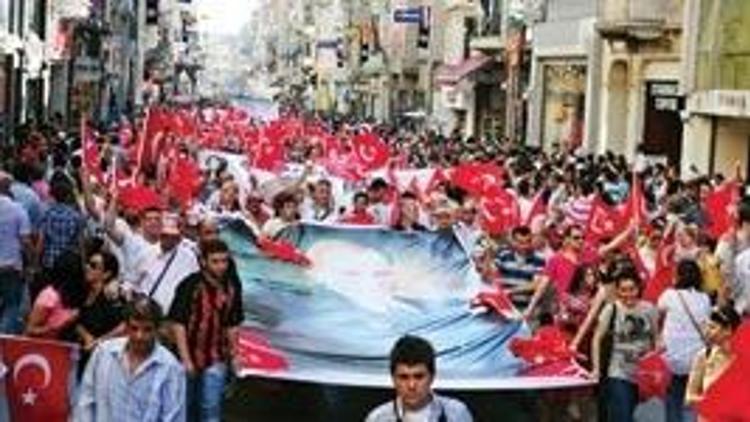 ‘Atatürk ve İstiklal’ için