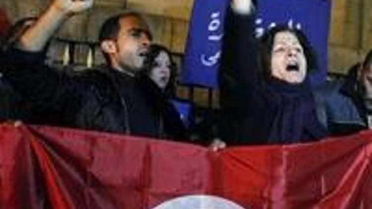 Büyük Ortadoğu alevler içinde, fitili Tunus ateşledi