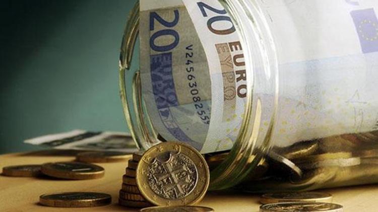 Euro Bölgesinde borçlar arttı