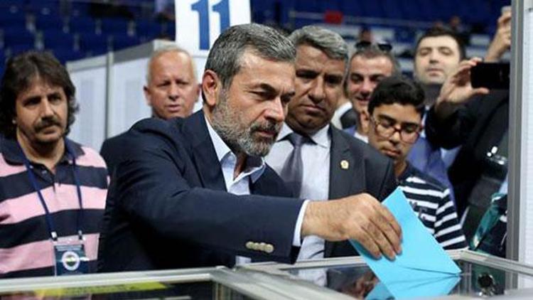 Aykut Kocaman: Fenerbahçeye puan verilmez Fenerbahçe alır