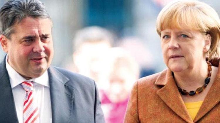 Gabriel, Merkel’e karşı aday olacak