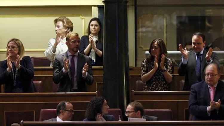 İspanyol meclisinden, Katalonyada referanduma hayır
