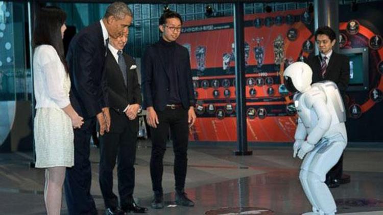 Obama ve Asimonun futbol şovu