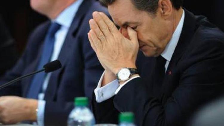 Sarkozyye bir haftada ikinci skandal darbesi
