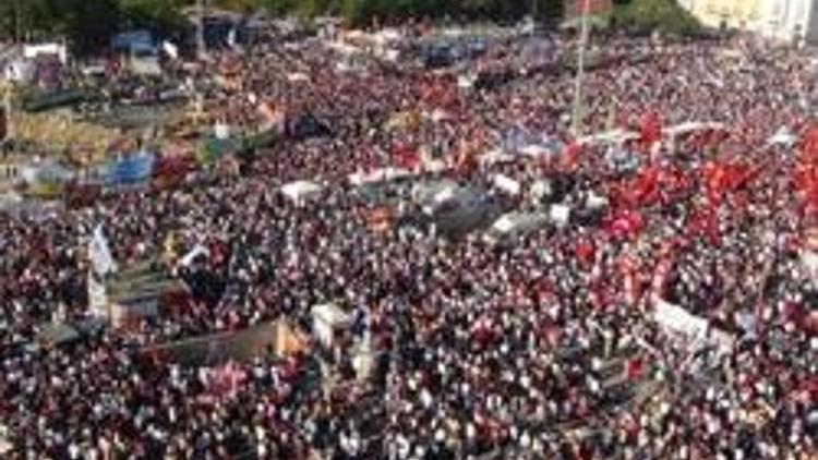 Taksimde Gezi mitingi