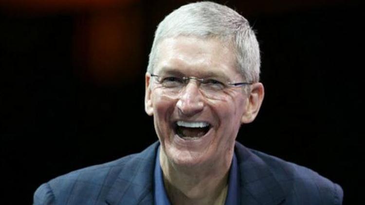 Apple CEOsu Tim Cook tüm servetini bağışlıyor