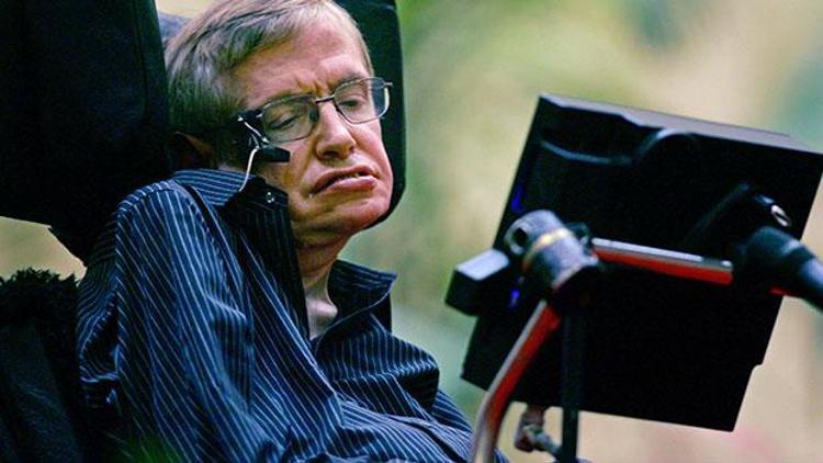 Stephen Hawkingden gençlere mesaj: Hayatla kavga etmeyin