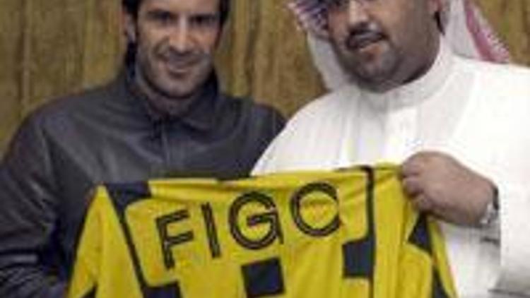 Figo, Al-Ittihadla sözleşme imzaladı
