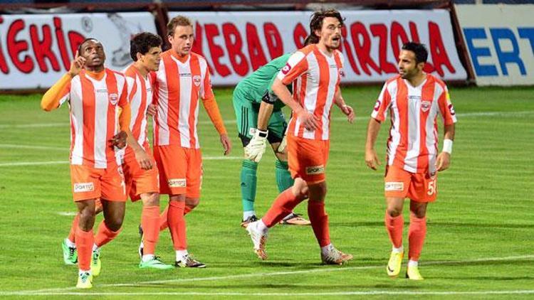 Dev derebide gülen Adanaspor