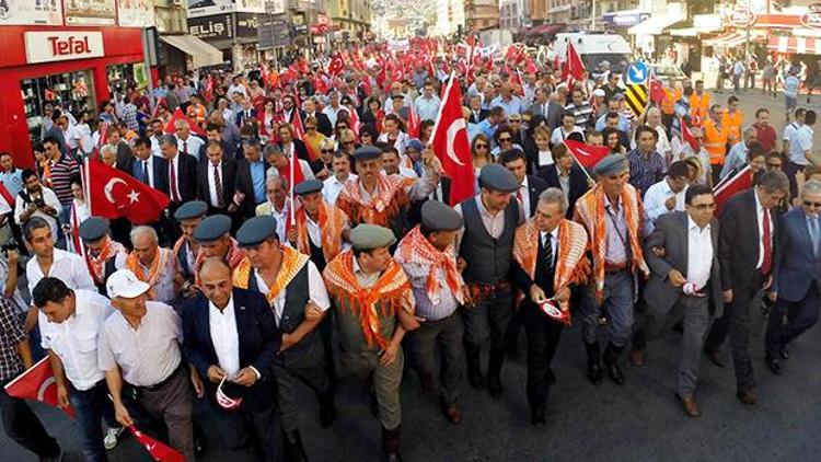 İzmirin zafer gününde kenetlendik