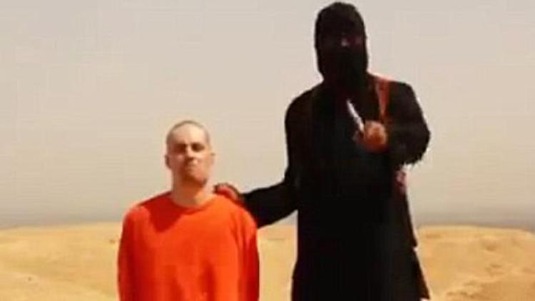 Kafa kesen IŞİD üyesi, bu üç İngilizden biri
