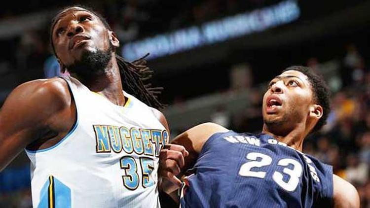 New Orleans Pelicansı Anthony Davis sırtladı