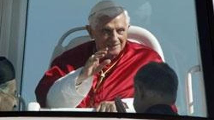 Papa 16. Benediktusun Beyrut ziyareti sona erdi