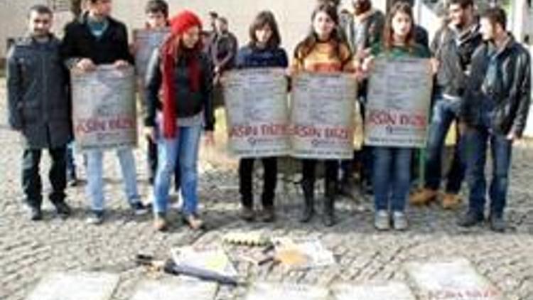 Hopa davasını protesto için saçlarını kestiler