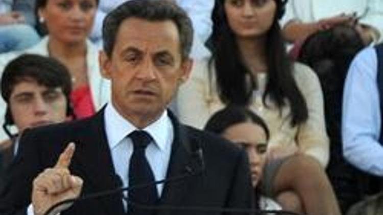Sarkozy Gürcistanda Moskovaya çattı