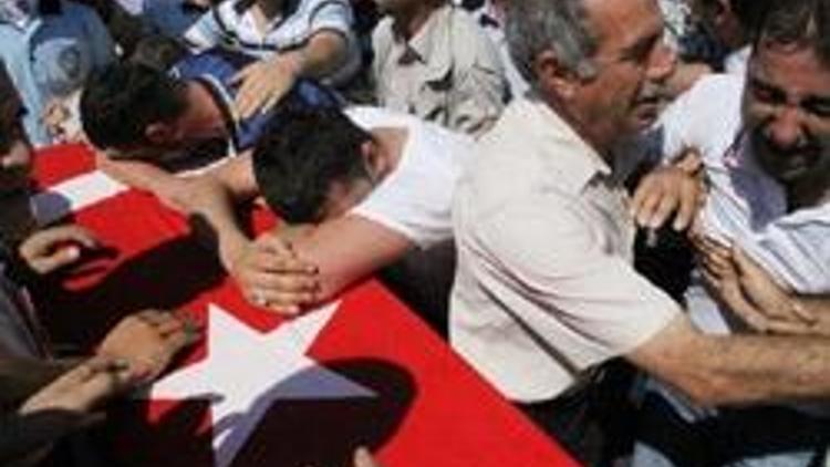 Şehit polis Murat Toprak gözyaşlarıyla uğurlandı
