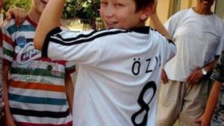 Devrekte Mesut Özil gururu