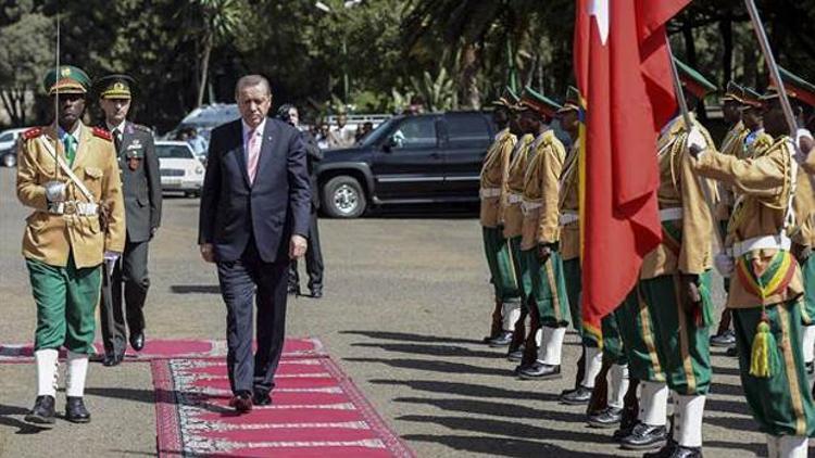 Cumhurbaşkanı Erdoğan Etiyopyada askeri törenle karşılandı